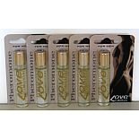 ������� ���� � ���������� � �������� *Ultraviolet* �� Paco Rabanne, ����� Love Collection 
����� ���������� ������� ������ �� Paco Rabanne. �����������, ����������, ����������. � ������ ������� - ����� �����, ��������� ��� ��������� ��������, ������� ������������ ������ ����, ������������ ������� � ��������������� ���.