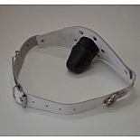 <strong>Белый кожаный кляп на регулируемых ремешках</strong> <br />
Основа изготовлена из натуральной кожи. <div class="charTableblock"><div><span>Тип</span>: фаллос</div><div><span>Цвет</span>: белый</div><div><span>Материал</span>: латкес</div><div><span>Производитель</span>: Sitabella, Россия</div></div> Белый кожаный кляп на регулируемых ремешках
Основа изготовлена из натуральной кожи.