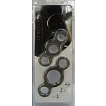 <strong>Набор из 2 эрекционных колец с подхватом</strong> <br />
Набор из 2 эрекционных колец с подхватом. <div class="charTableblock"><div><span>Материал</span>: TPE / TPR</div><div><span>Цвет</span>: черный</div><div><span>Наличие вибрации</span>: без вибрации</div><div><span>Тип</span>: кольцо</div><div><span>Особенности</span>: с дополнительной стимуляцией</div></div> Набор из 2 эрекционных колец с подхватом
Набор из 2 эрекционных колец с подхватом.