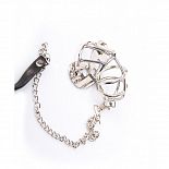 <strong>Пояс верности из металлической клетки для пениса на цепном поводке с кожаной ручкой</strong> <br />
Очень эффектный пояс верности из металла с пристегивающимся поводком цепочкой, создающий впечатление полного изолирования. <div class="charTableblock"> </div> Пояс верности из металлической клетки для пениса на цепном поводке с кожаной ручкой
Очень эффектный пояс верности из металла с пристегивающимся поводком цепочкой, создающий впечатление полного изолирования.