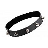 <strong>Чёрный кожаный ошейник с фурнитурой со стразами</strong> <br />
Изготовлен из натуральной кожи с велюровой подкладой. <div class="charTableblock"><div><span>Материал</span>: кожа</div><div><span>Производитель</span>: Sitabella, Россия</div></div> Чёрный кожаный ошейник с фурнитурой со стразами
Изготовлен из натуральной кожи с велюровой подкладой.