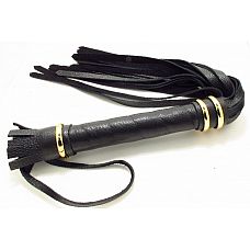 <strong>Чёрная плетка из натуральной кожи с золотистой отделкой</strong> <br />
Аккуратная черная плетка, изготовленная из натуральной кожи.<div class="charTableblock"><div><span>Материал</span>: кожа</div><div><span>Производитель</span>: БДСМ арсенал, Россия</div><div><span>Длина, см</span>: 45.00</div></div> Чёрная плетка из натуральной кожи с золотистой отделкой
Аккуратная черная плетка, изготовленная из натуральной кожи.