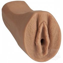   Noches Latinas - Vagina