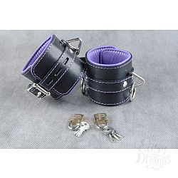 Подвёрнутые кожаные наножники с фиолетовым подкладом Подвёрнутые кожаные наножники с фиолетовым подкладом