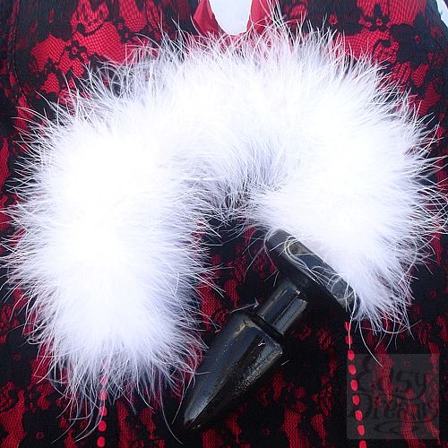  1:      - Luxurious Tail 