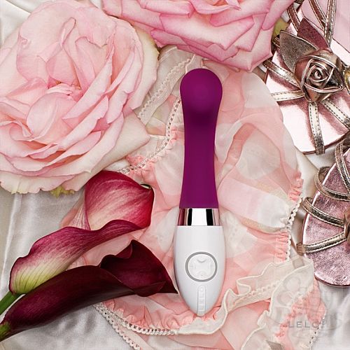 Фотография 1:  Вибратор для G-точки Gigi (LELO) лиловый Фотография 1:  Вибратор для G-точки Gigi (LELO) лиловый
