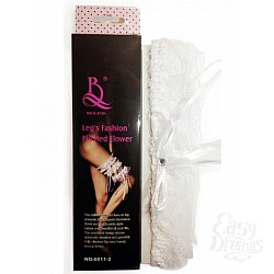 Подвязка невесты белая с лентой и стразами белая Подвязка невесты белая с лентой и стразами белая